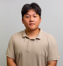 Rosh-compressed-cropped Rosh-compressed-cropped
