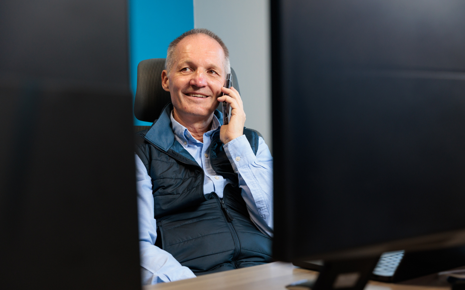 Flowbird consultant discussing CRM systems with a client